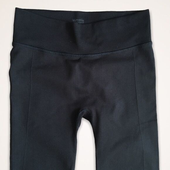 Yummie by Heather Thomson Capri Sliming Legging - Picture 2 of 5